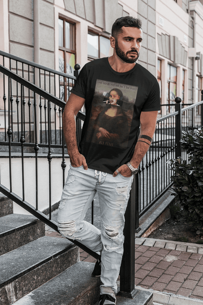 Smoking Mona Lisa - Graphic T-shirt - OLD VEGAS
